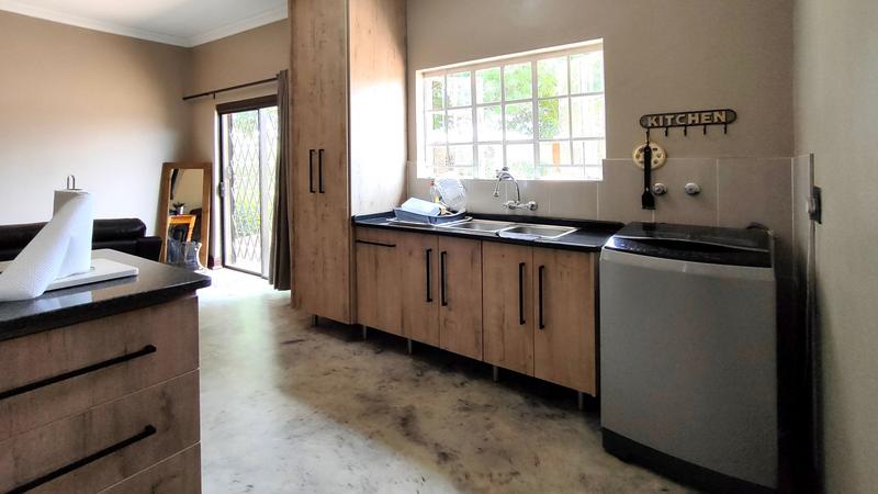 16 Bedroom Property for Sale in Middelburg Rural Eastern Cape